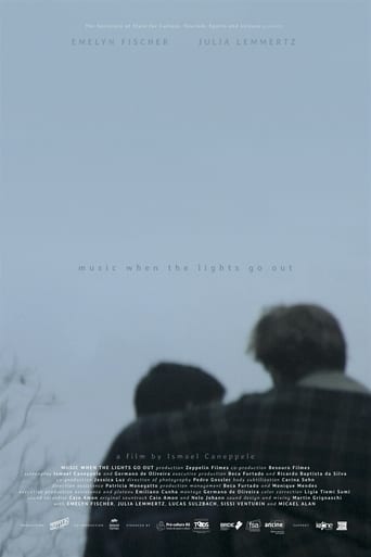 Poster de Music When The Lights Go Out