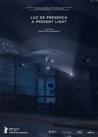 Poster de A Present Light